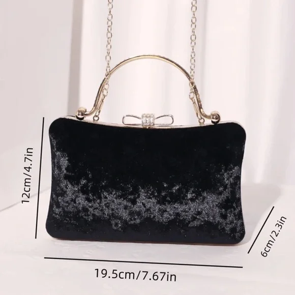 Elegant Black Velvet Handbag - Picture 6 of 6